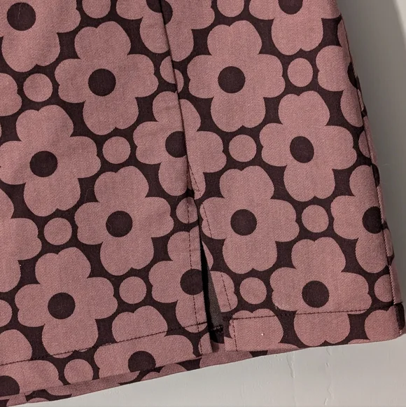 Urban Outfitters Pink Retro Floral Mini Skirt XS Y2K Mod Daisy A-Line - Picture 3 of 8